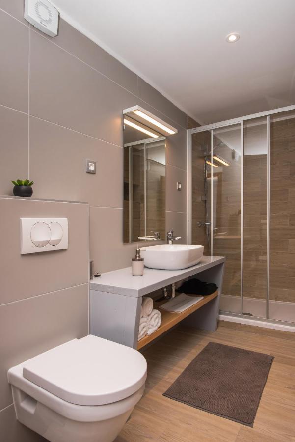 Boutique Rooms Mirabilis 스크라딘 외부 사진
