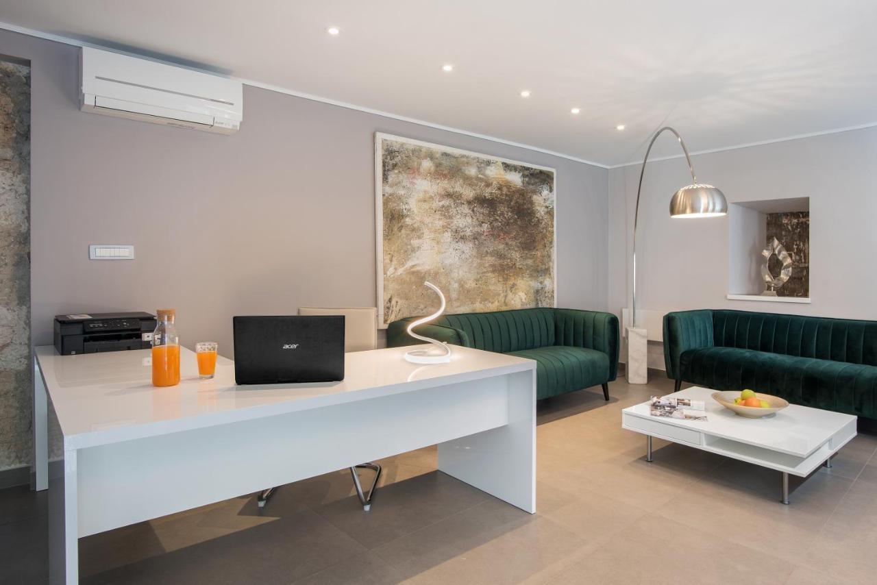 Boutique Rooms Mirabilis 스크라딘 외부 사진