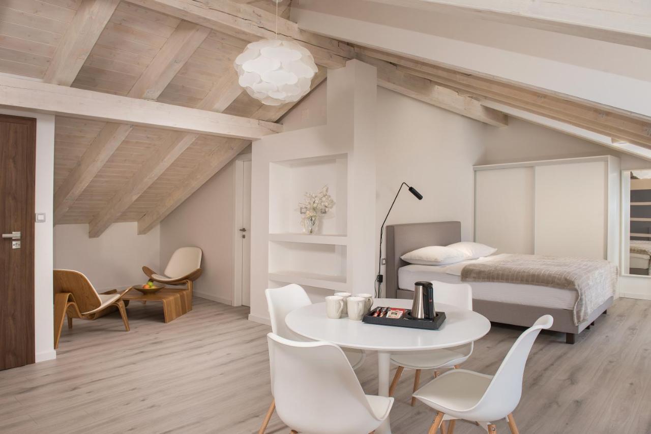 Boutique Rooms Mirabilis 스크라딘 외부 사진